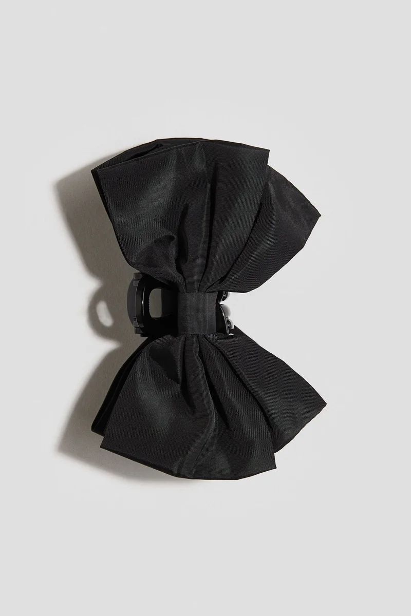 اتش اند ام مشبك شعر مزيّن بفيونكة