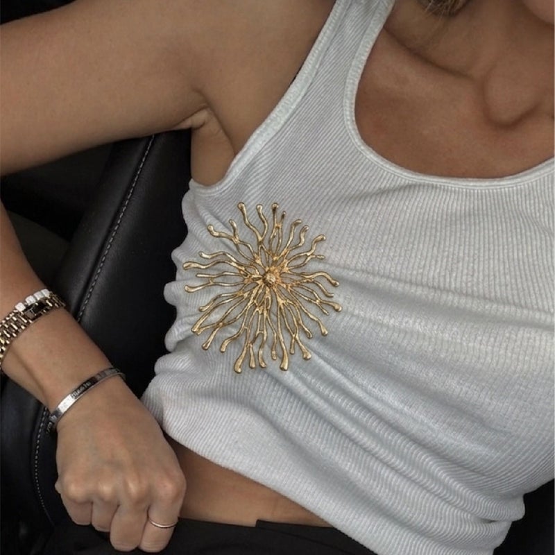 SHIXIN European and American Cross-Border Accessories: Creative Personalized Ins Sun Goddess Embossed Brooch, DIY Versatile Coral Pin - Image 1