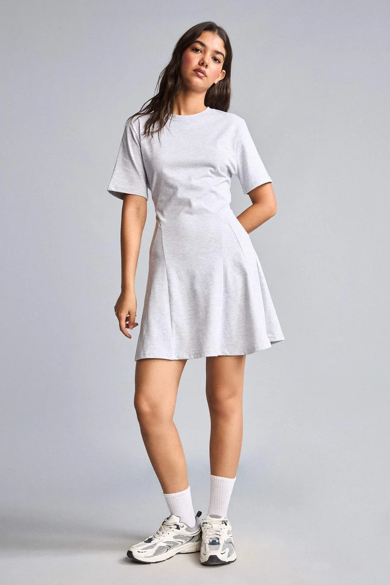 ديفاكتو Crew Neck Dress