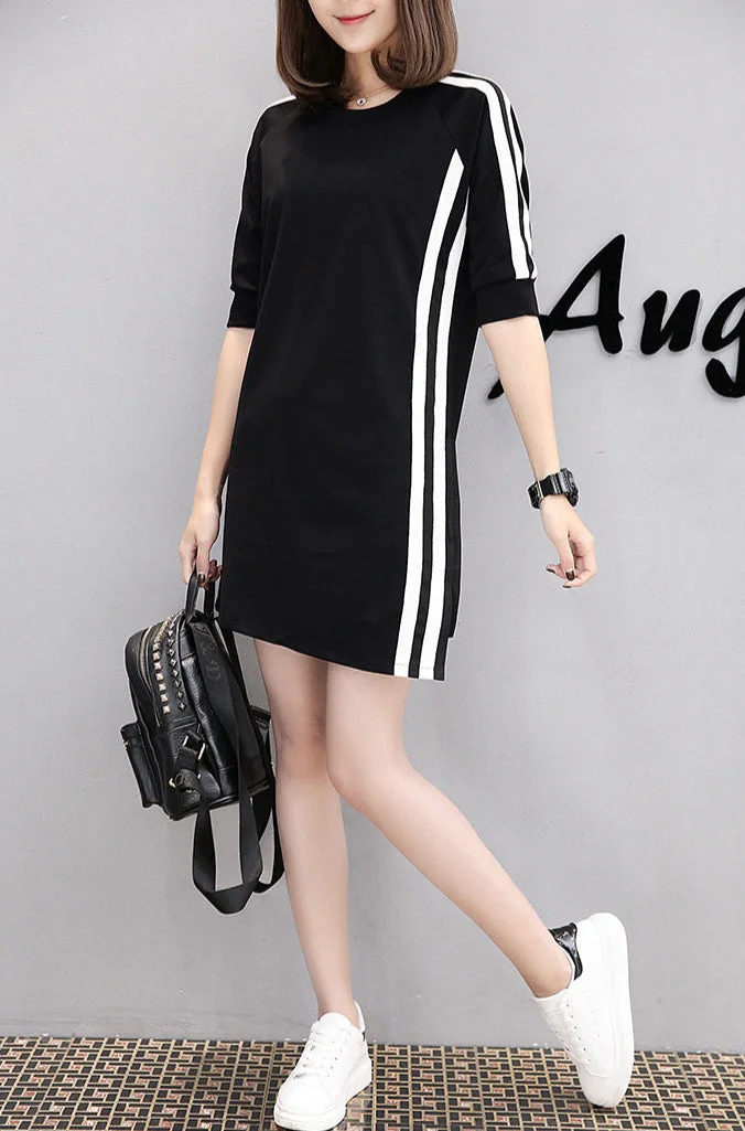 Outzidr  Black Side Stripe Tshirt Dress for Women | Best Price UAE
