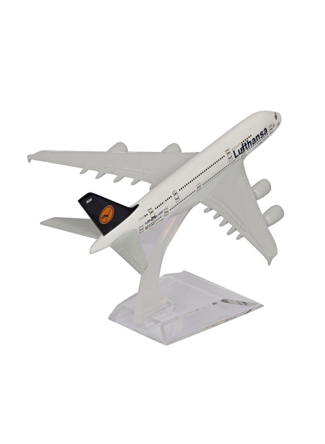 ARTVARKO Air Lufthansa Airlines Scale Model Aeroplane Die Cast Metal Aircraft Highly Detailed Replica Gift for Aviation Enthusiasts Multicolor 16 Cm,3+ Years - Image 4