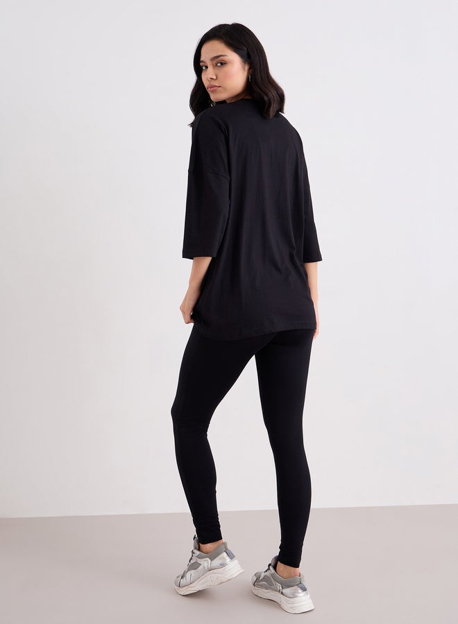 Styli Women Black Printed Oversized T-Shirt and Leggings Set - Image 4