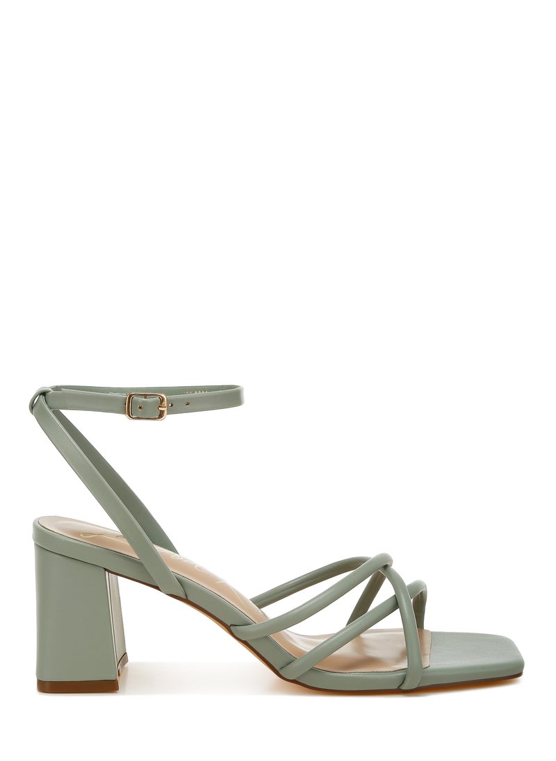 Low Block Heel Strappy Sandals in Green - pzsku/ZDFA3F4F543A5D9AD7C73Z/45/_/1739864258/2f26cd95-2f06-43b8-80c5-be7df5c4e221