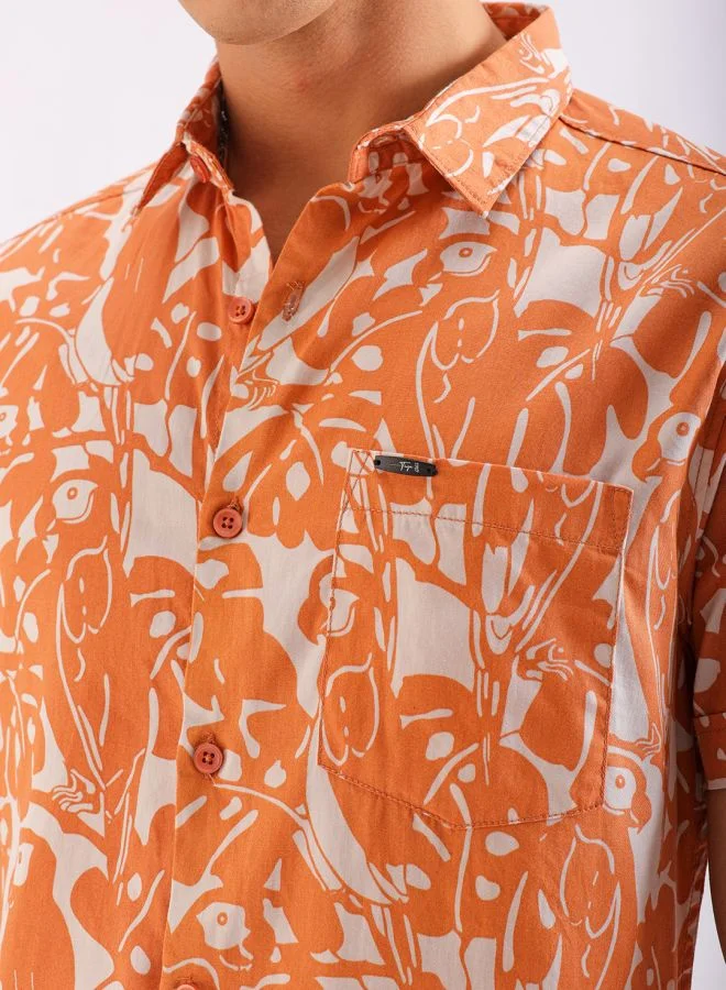 The Indian Garage Co Men Slim Fit Tropical Half Sleeves Spread Collar Resort Wear Shirt