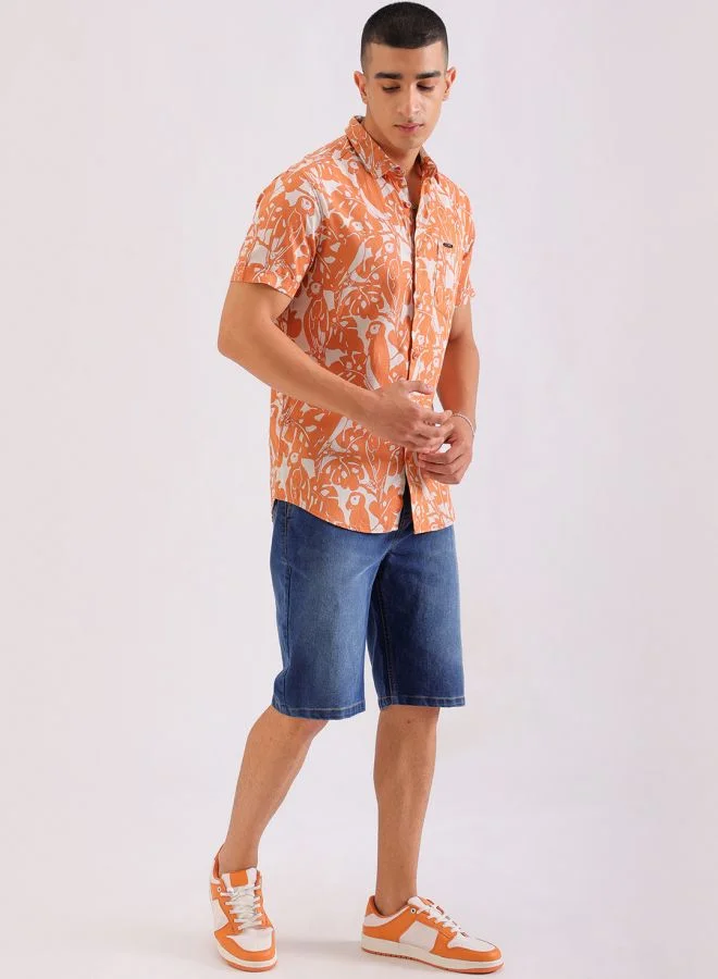 The Indian Garage Co Men Slim Fit Tropical Half Sleeves Spread Collar Resort Wear Shirt