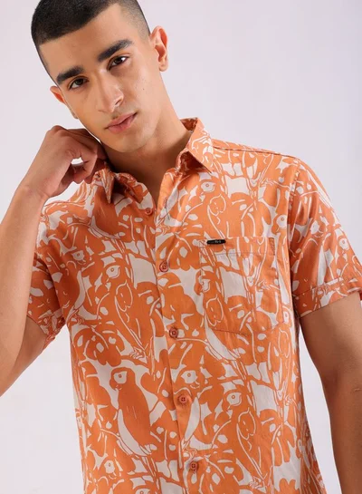 The Indian Garage Co Men Slim Fit Tropical Half Sleeves Spread Collar Resort Wear Shirt