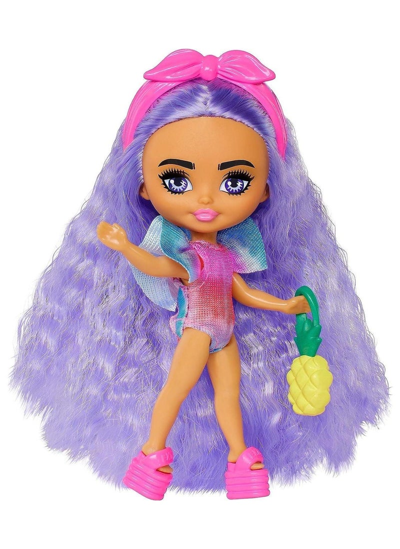 Generic - Barbie Extra Mini Minis Travel Doll with Beach Fashion, Tie-Dye Swimsuit and Tropical Accessories, Barbie Extra Fly Small Doll - Image 1