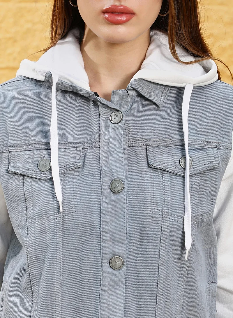 Campus Sutra Women's Ash Grey/Daisy White Mid-Wash Block Denim Jacket