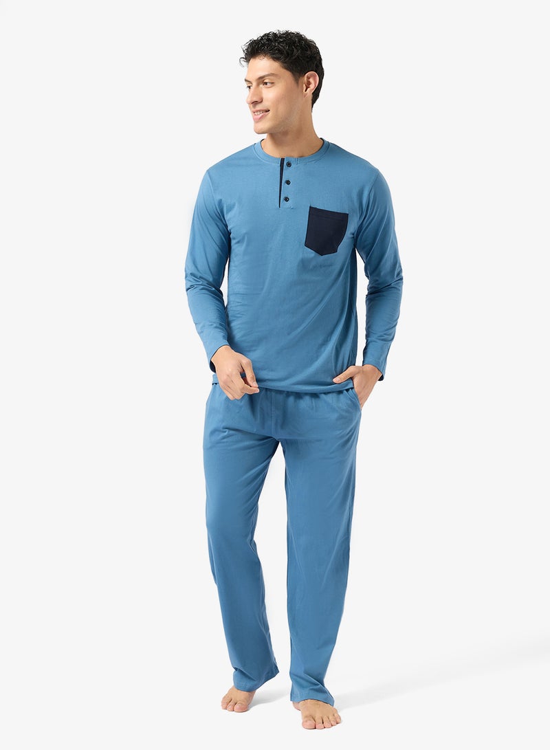 روبرت وود طقم تي شيرت وبنطلون بقصة عادية - Image 5