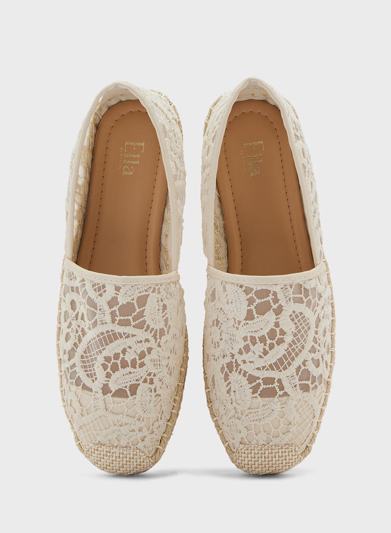 ايلا إسبادريل مطرز بالدانتيل - Image 4