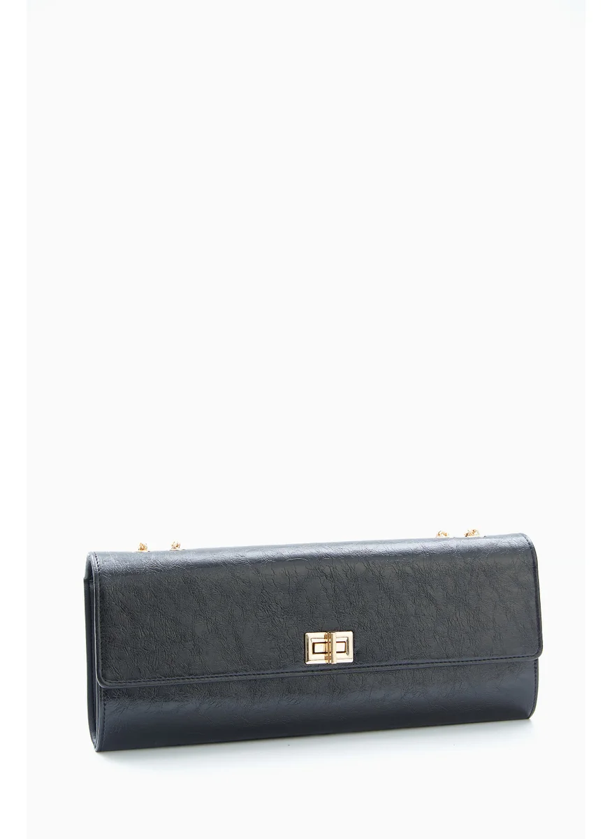 وي كرييت Black Chain-Trim Clutch by WECRE8