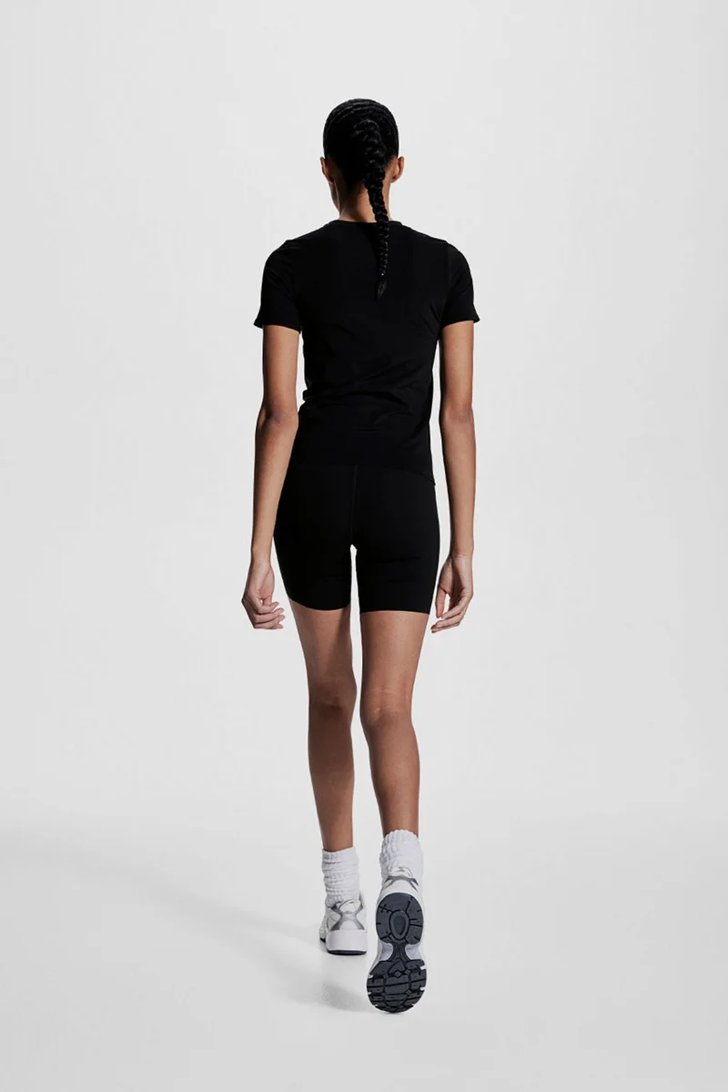 H&M Sports top in DryMove™