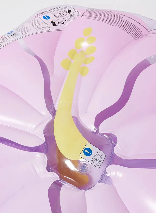 SUNNY LIFE Luxe Hibiscus Pool Float – Inflatable Lie-On Swim Lounger for Kids & Adults | Floral Pastel Water Toy | Summer Pool Accessory | Outdoor Swimming Essential | Beach & Pool Floatie