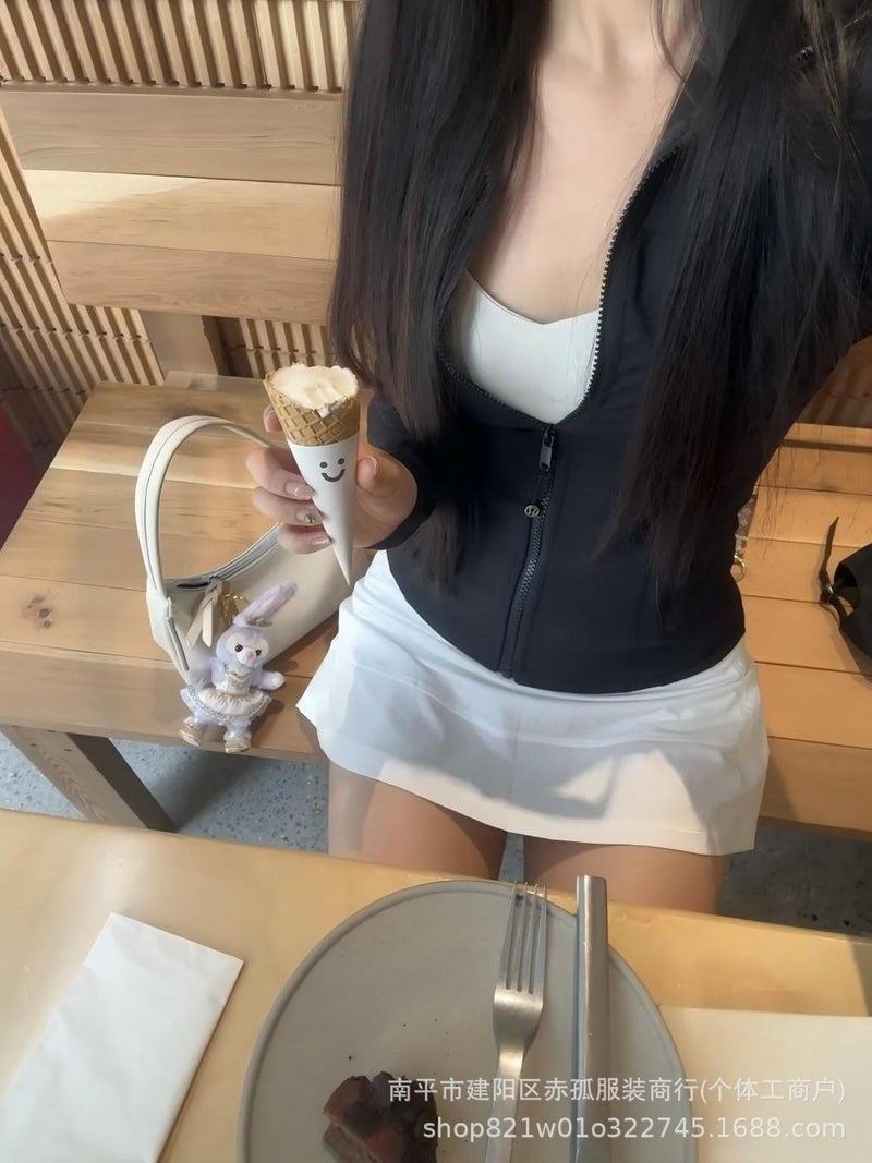 لولوليمون جاكيت لولو الأصلي بياقة قصيرة منتصفة - جاكيت يوغا مخصص للنساء - Image 4