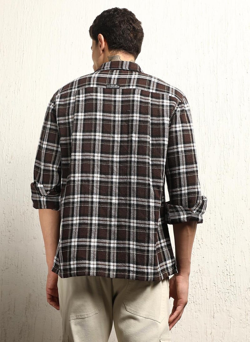 Hubberholme Oversized Check Pattern Cotton Blended Spread Collar Button Closure Waffle Full Sleeve Shirt for Men - Image 4