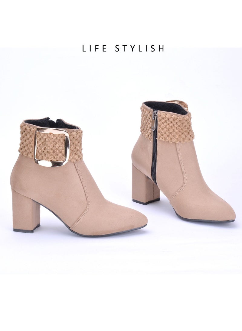 R-7 An Elegant Suede Heeled Boot By Buckle Strap - Coffee - pzsku/ZDFB04F4C324B7C726237Z/45/_/1734947789/b6abccb1-1191-493c-947e-f0c74179e74c