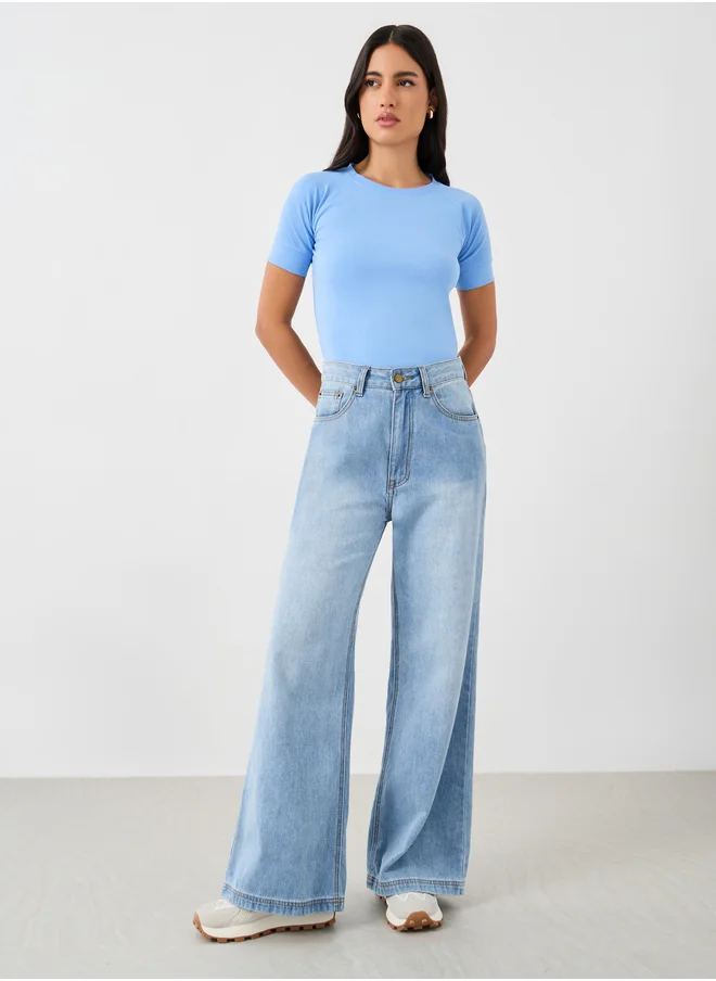 Styli Styli Solid Raglan Sleeve Fitted Cropped T-Shirt
