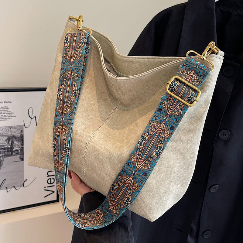 Foreign Trade Simple Niche Design Shoulder Bag for Women 2026 New Trendy Crossbody Bag Large Capacity Logo Tote Bag - Image 3