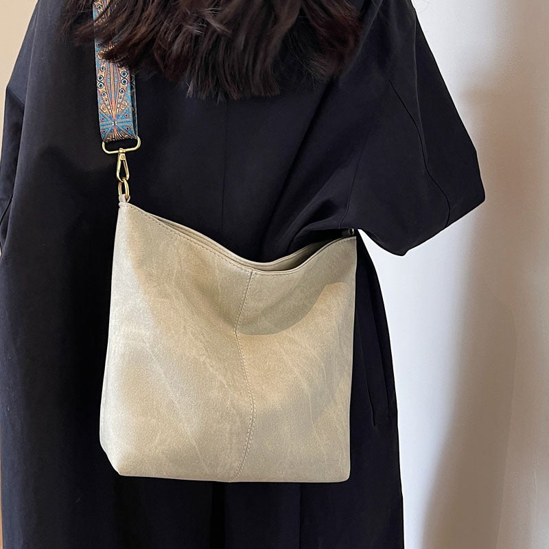 Foreign Trade Simple Niche Design Shoulder Bag for Women 2026 New Trendy Crossbody Bag Large Capacity Logo Tote Bag - Image 5