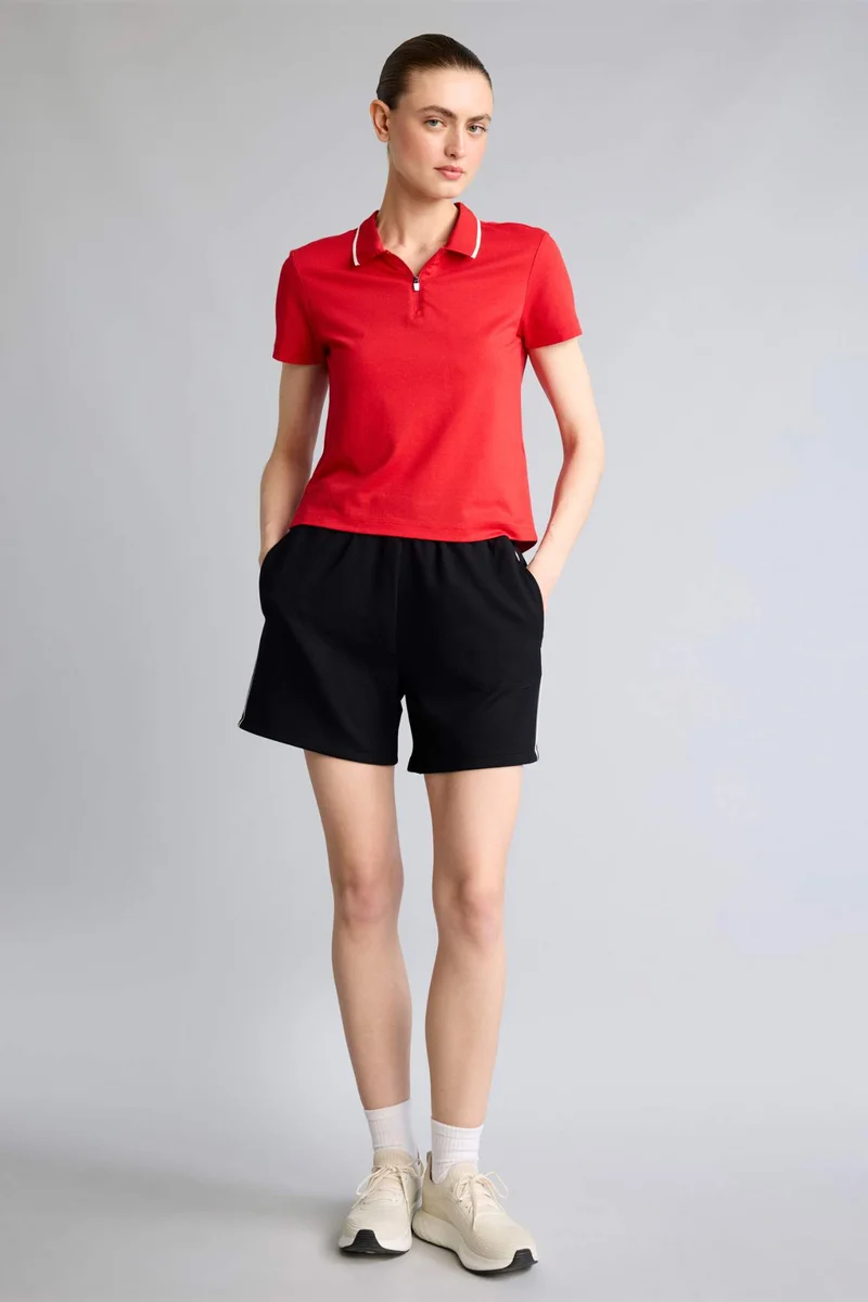 ديفاكتو Standard Fit Polo Neck Sports Basic T-shirt