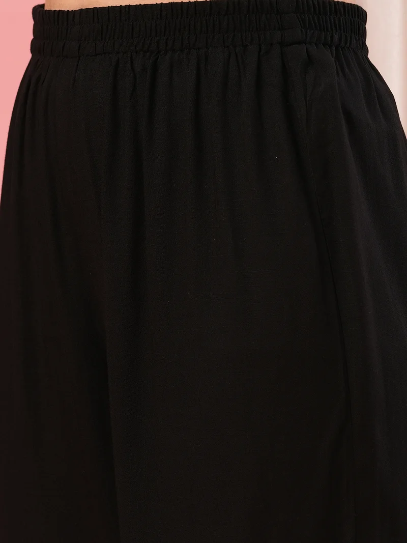 جلو باص Women Ethnic Motifs Printed Regular Kurta With Trousers