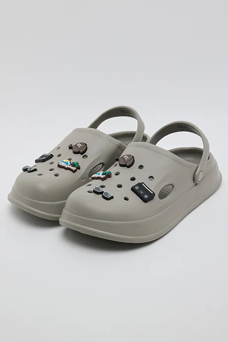 أر أند بي Charm Detail Slingback Clogs