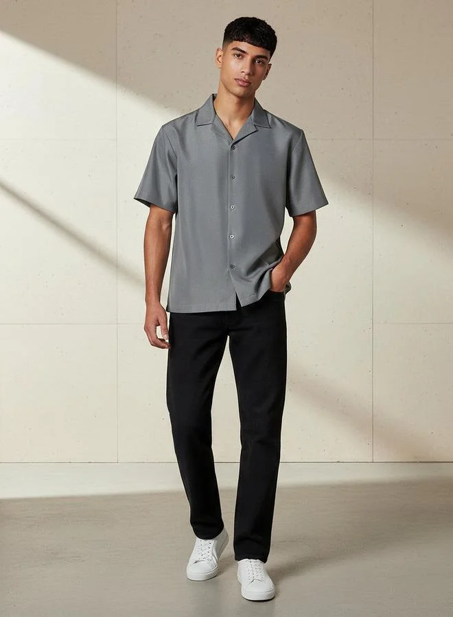 Splash FAV Men Regular Fit Camp Collar Textured Short Sleeves Shirt