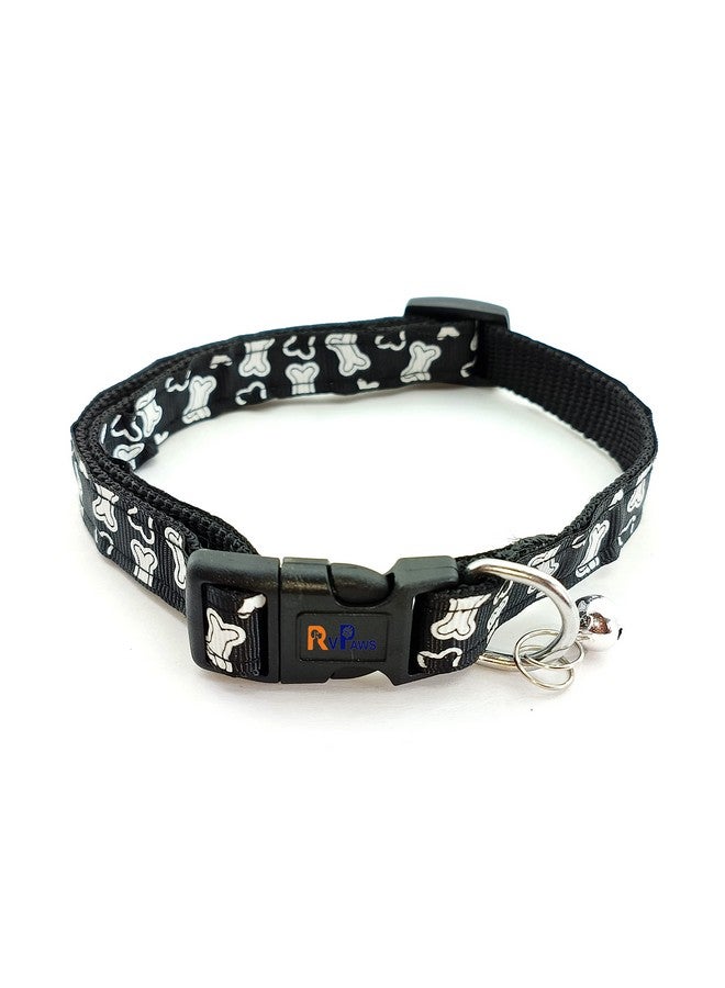 طقم طوق ومقود من النايلون مقاس 15 مم مطبوع عليه صورة جرو مع جرس، طوق ومقود بإبزيم قابل للتعديل، مثالي للتدريب/المشي مع الكلاب الصغيرة والمتوسطة الحجم (أسود، النمط 02) - Image 2