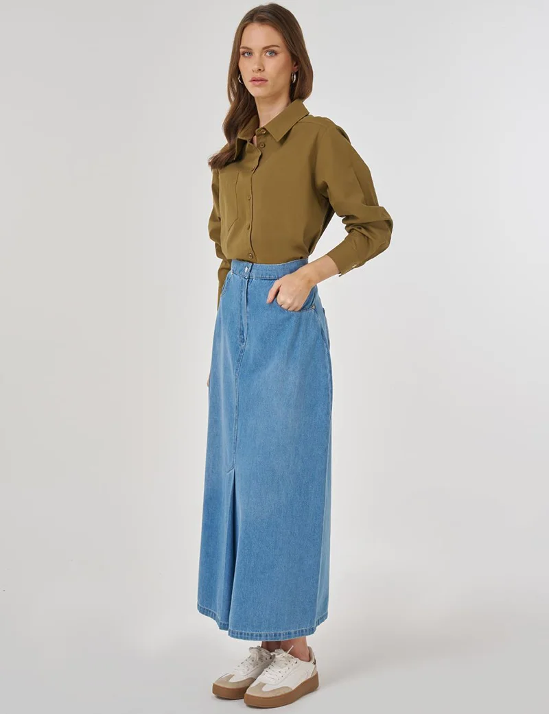 Kayra High-Waisted Denim Skirt in Blue