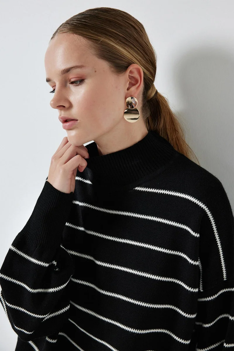 توتشي Striped Knitwear Set