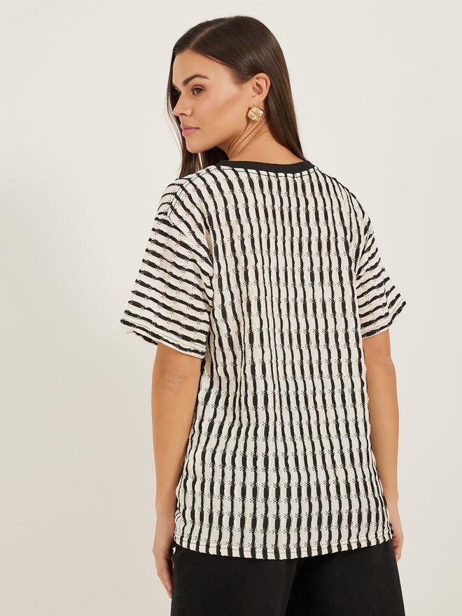 Styli Styli Textured Round Neck Short Sleeve T-Shirt  - Image 5