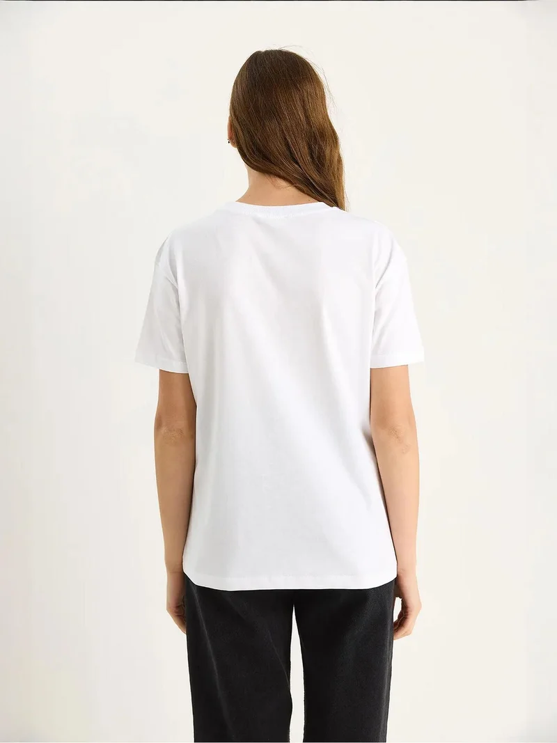 Bianco Lucci White LUCCI Printed Crew Neck T-Shirt with Back Print for Women | Best Price UAE