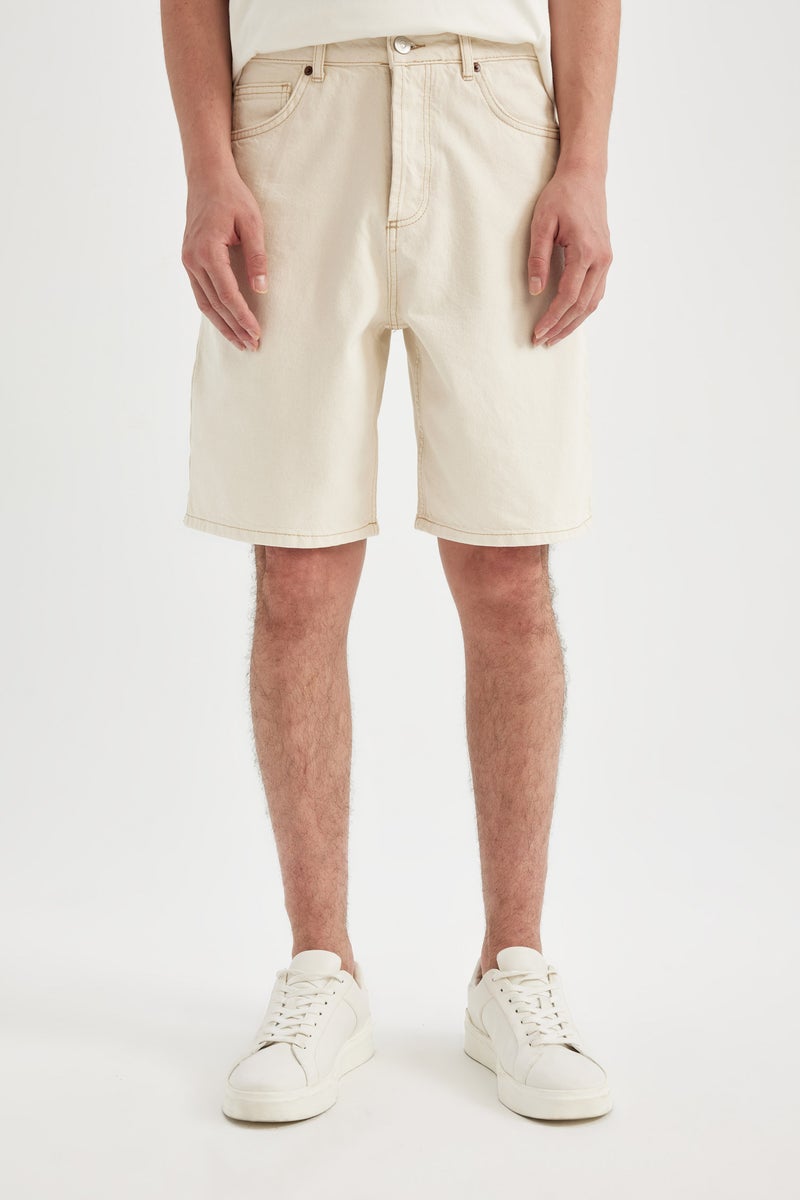 Man Straight Fit Jean Bermuda