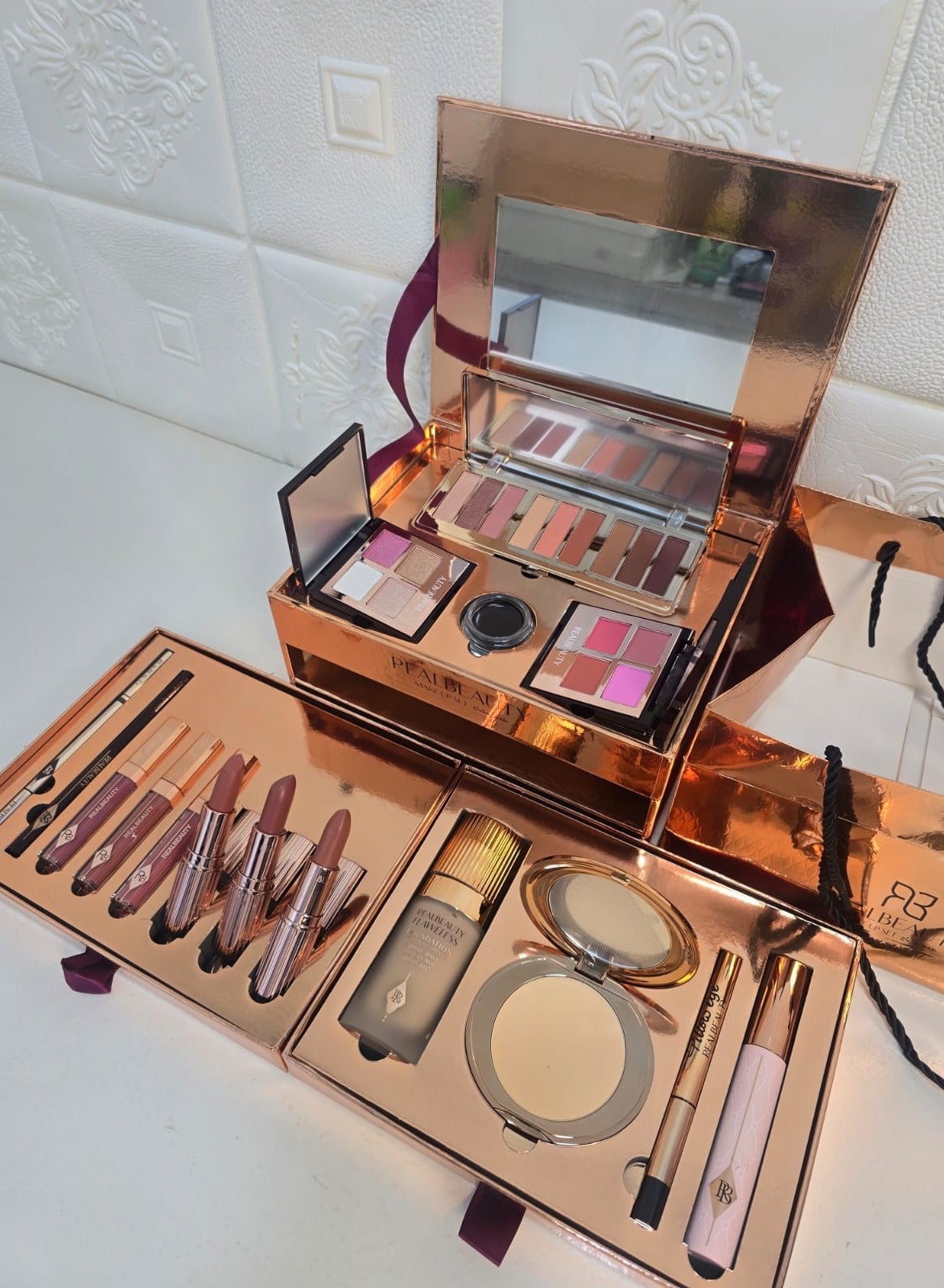 بوكس طقم مكياج متكامل من ريال بيوتي متعدد الالوان