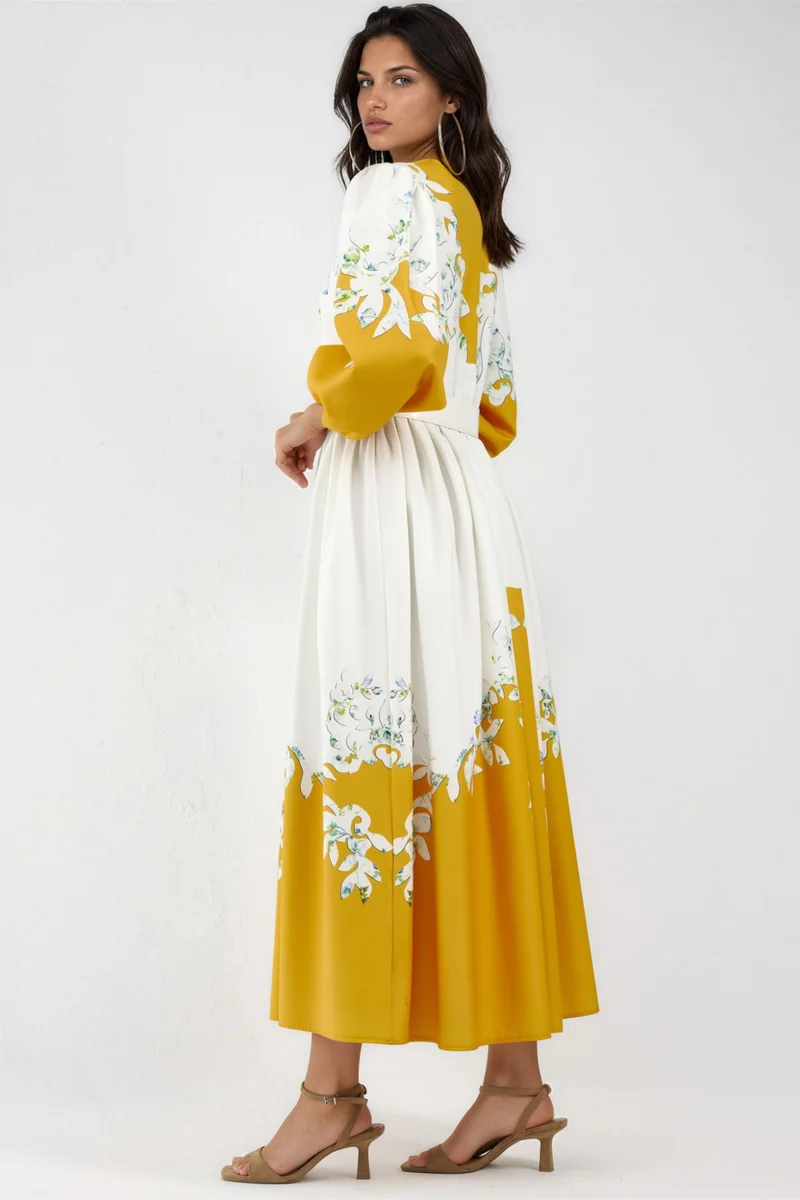 جينيفر Floral Maxi Dress with V-Neck and Button Detail