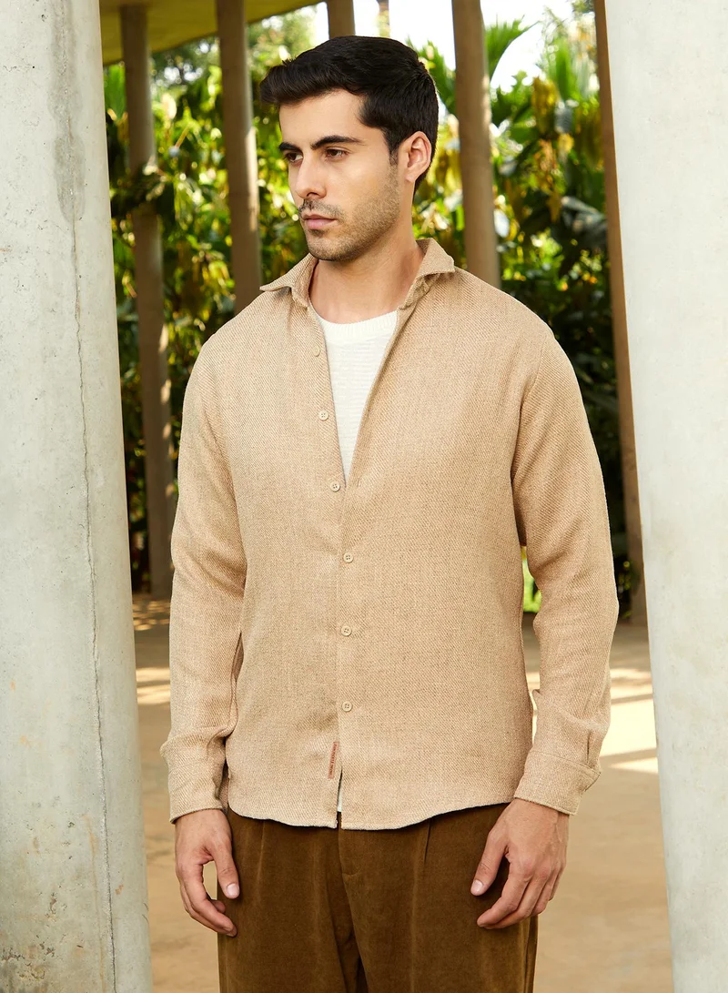 كامبوس سوترا Men's Sand Beige Solid Woven Shirt