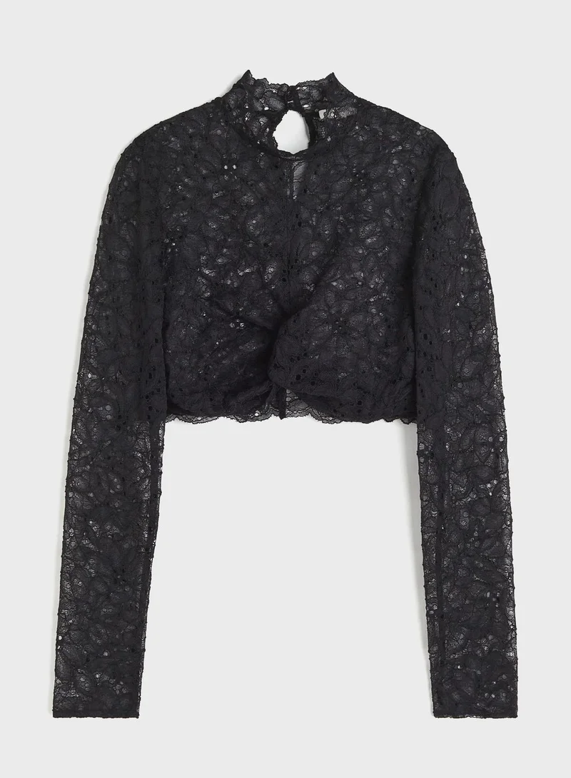 H&M Lace Knitted Crop Top