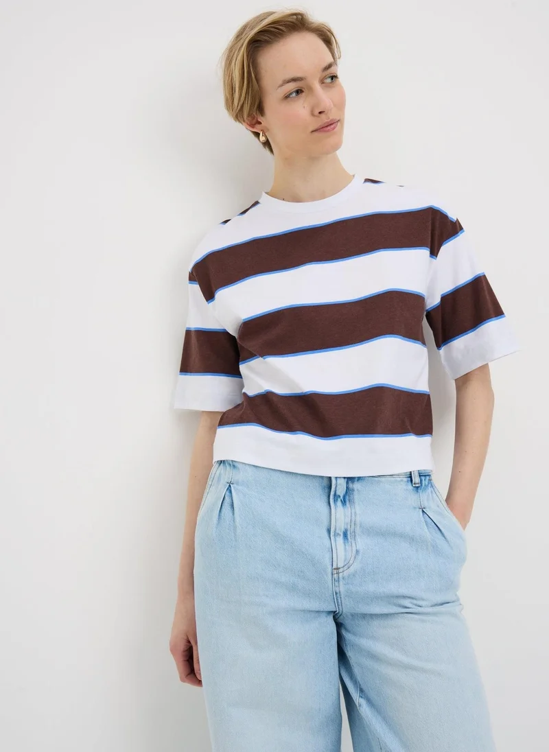 ماتلان Chocolate Brown Striped Box Top