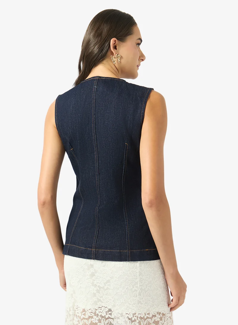 جينجر سترة جينز بأزرار وهيكل منظم