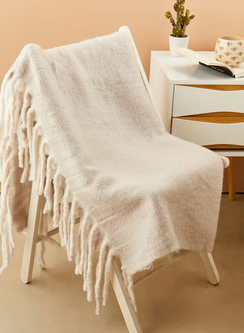 URBAN OUTFITTERS Cosy Throw Blanket