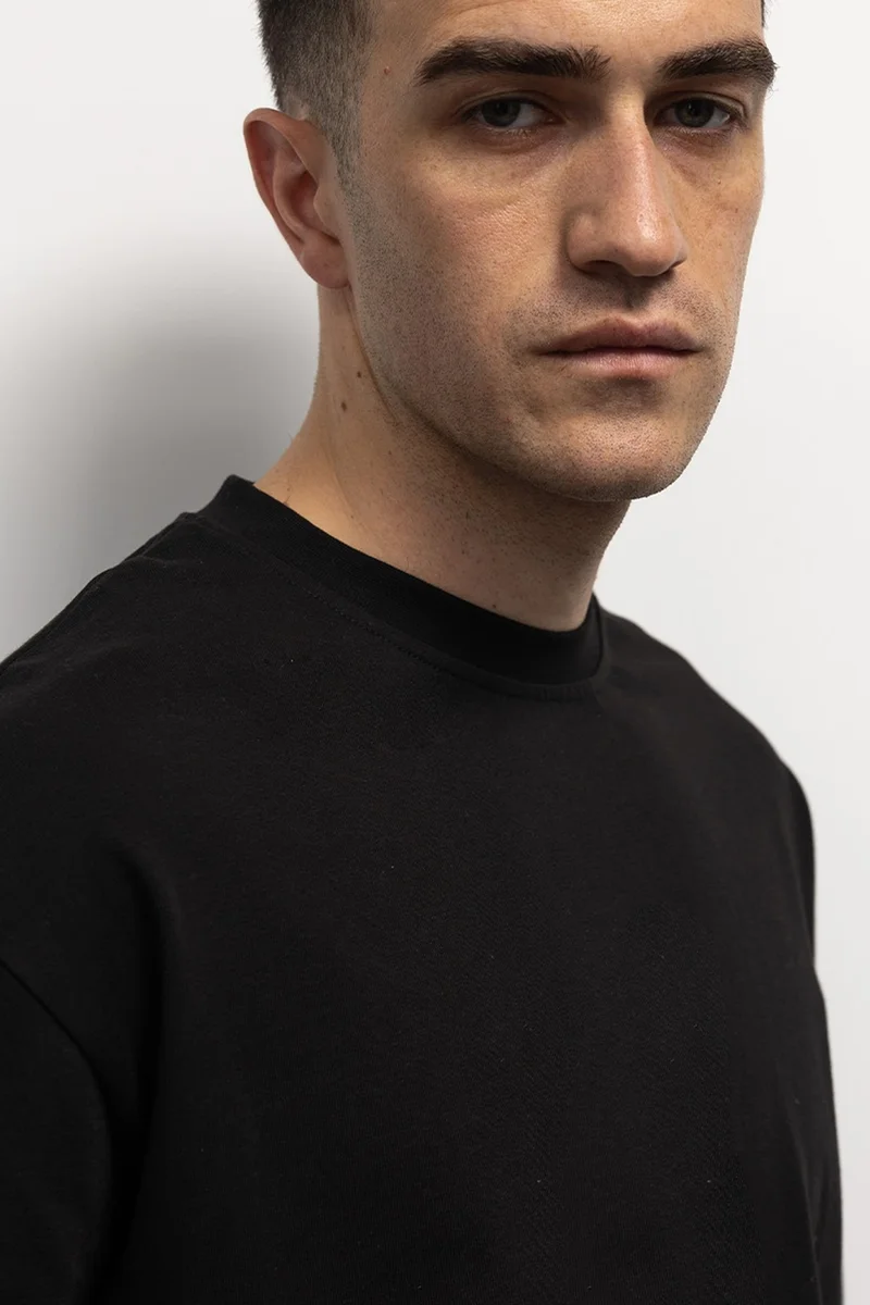 Giesto Black GIESTO Comfort Fit Long Sleeve Crew Neck T-Shirt for Men | Best Price UAE