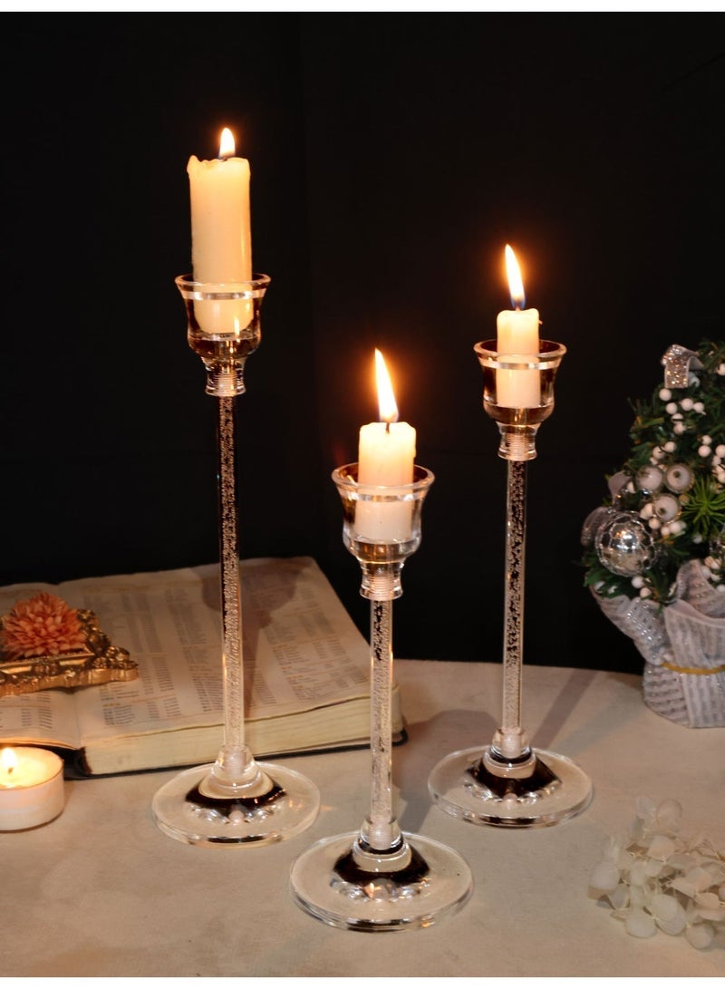 مجموعة من 3 قطع من حاملات الشموع الأكريليكية الشفافة الأنيقة/حاملات الشموع - تصميم عمود طويل مستوحى من الطراز القديم، مثالية لحفلات الزفاف والعشاء الرومانسي، مثالية لديكور المنزل وغرفة المعيشة، ديكور شموع الزفاف/هدية جميلة للأصدقاء والعائلة - Image 2