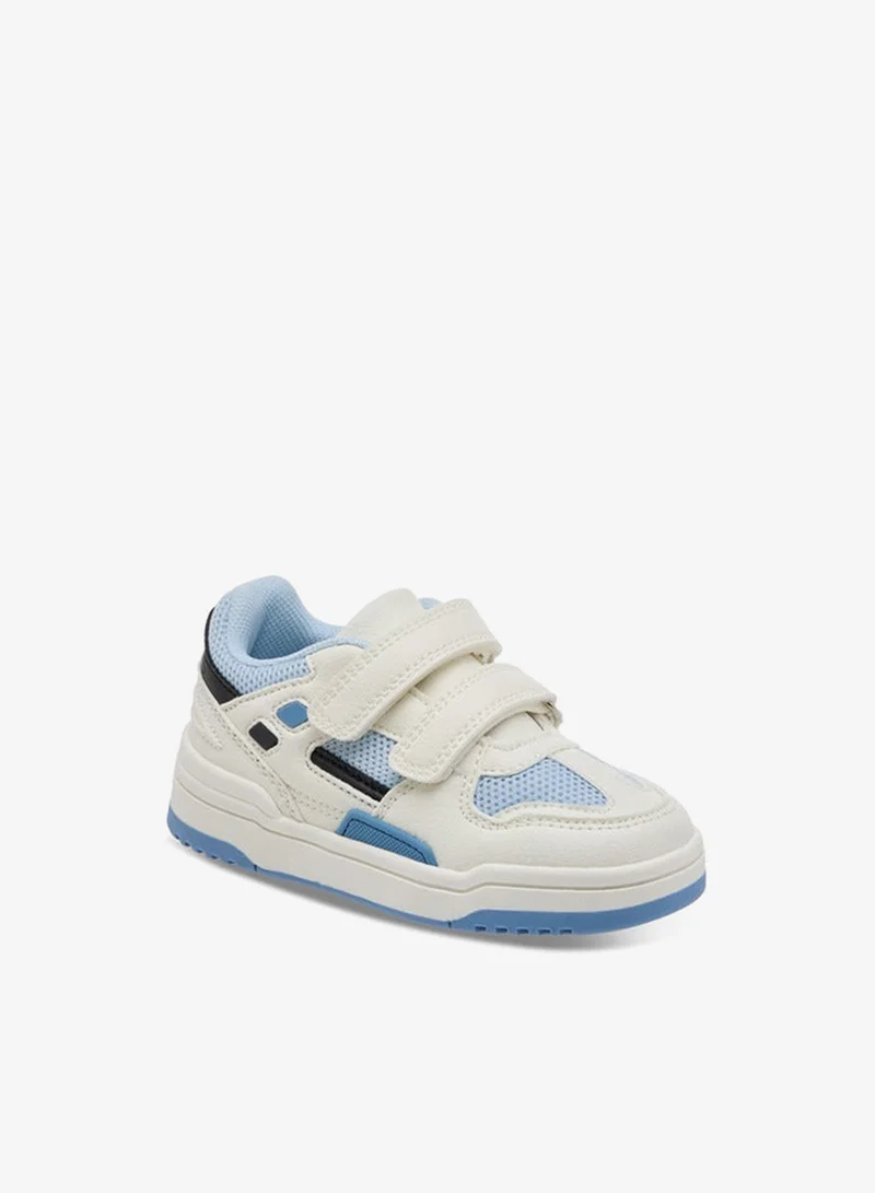 جونيورز سنيكرز أولاد بنعل خارجي بنمط ألواح مع إغلاق بشريط لاصق