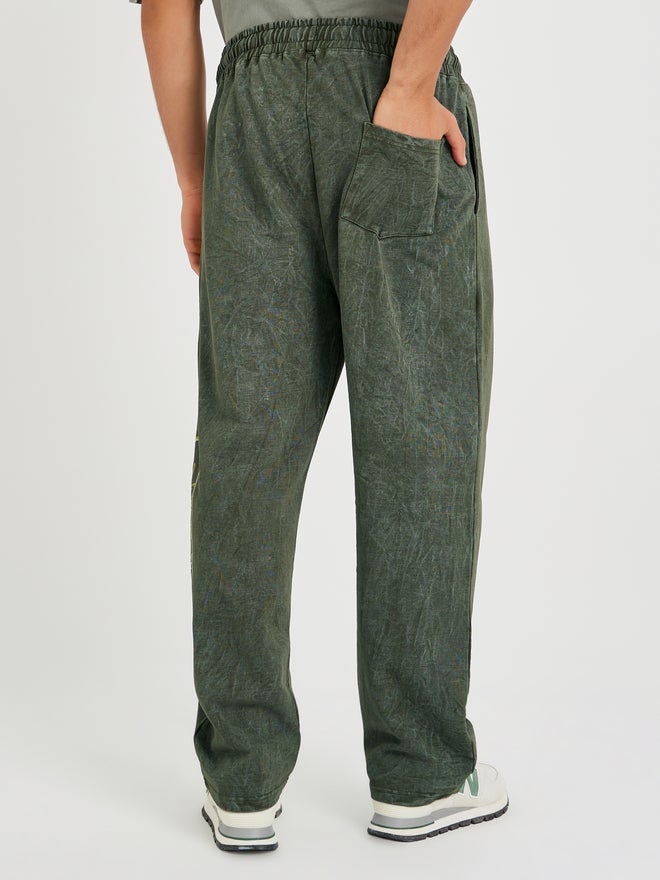 Styli Styli Placement Print Acid Wash Oversize Joggers  - Image 4