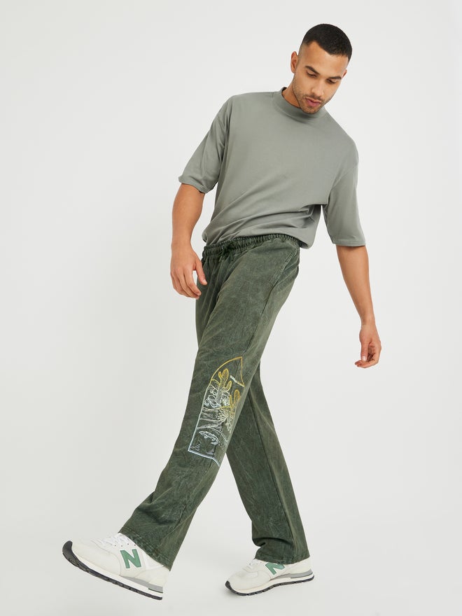 Styli Styli Placement Print Acid Wash Oversize Joggers  - Image 2