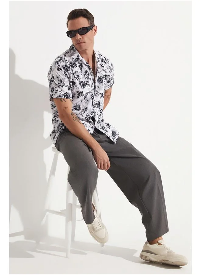 جون June Men Cotton Patterned Short Sleeve Shirt White - Black