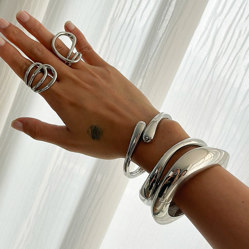 SHIXIN European and American Cross-Border Fashion Jewelry: Irregular Alloy Spring Bracelet Set with Simple Water-Drop Finish - Image 4