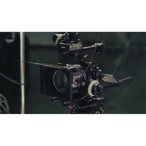 Tilta طقم قفص الكاميرا الأساسي من تيلتا لـ FX3/FX30 V2 | يشمل القفص، مقبض علوي، قاعدة، والمزيد | لوحة علوية سكة ناتو، حذاء بارد، خيوط 1/4"-20 و 3/8"-16 | تصميم برغي إبهام | أسود - Image 2