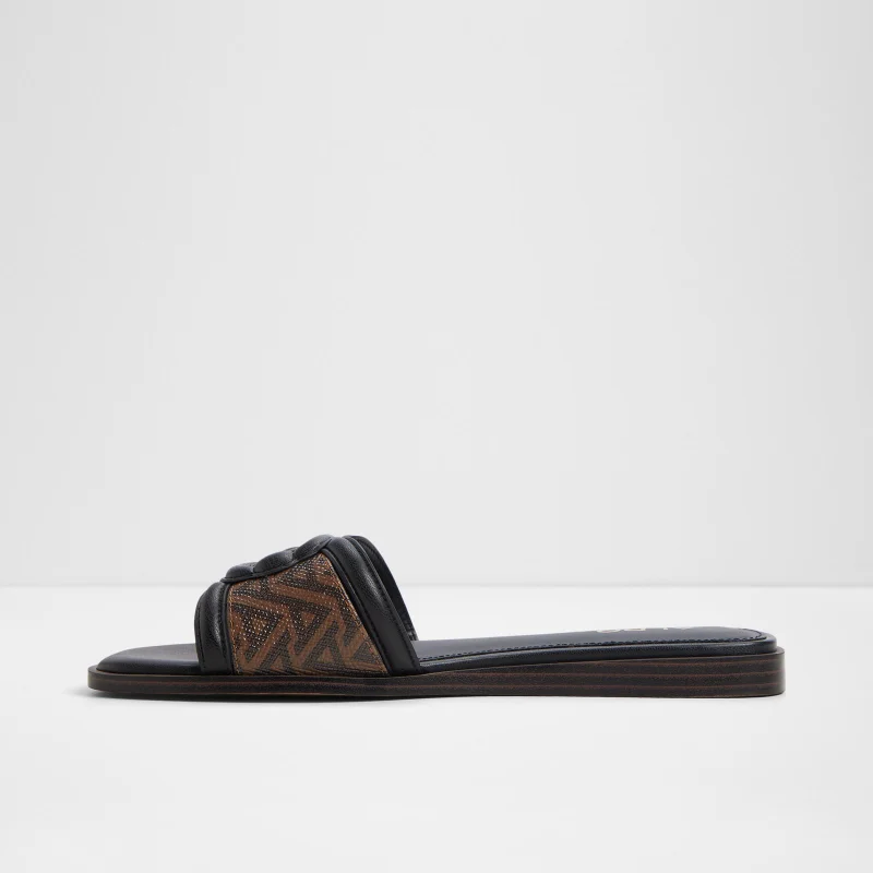 الدو Liaudin Slip Ons