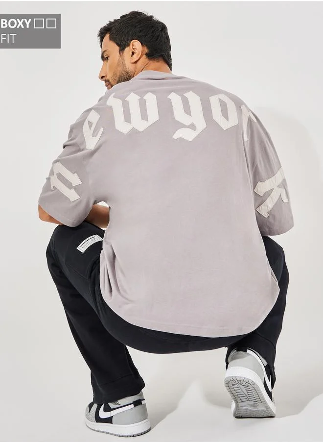 Styli Styli Back Applique Detail Pure Cotton Boxy T-Shirt